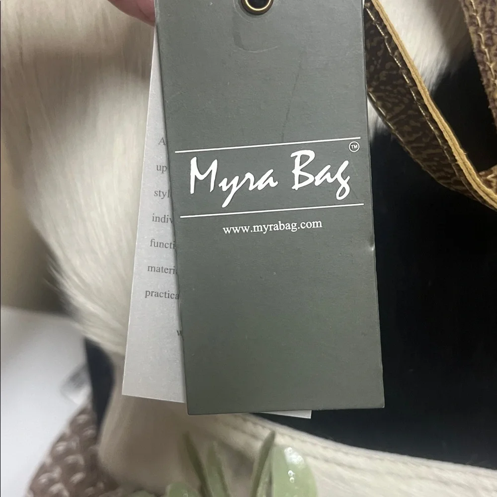 Myra Cow on Hide shoulder Bag in good condition - Picture 6 of 16